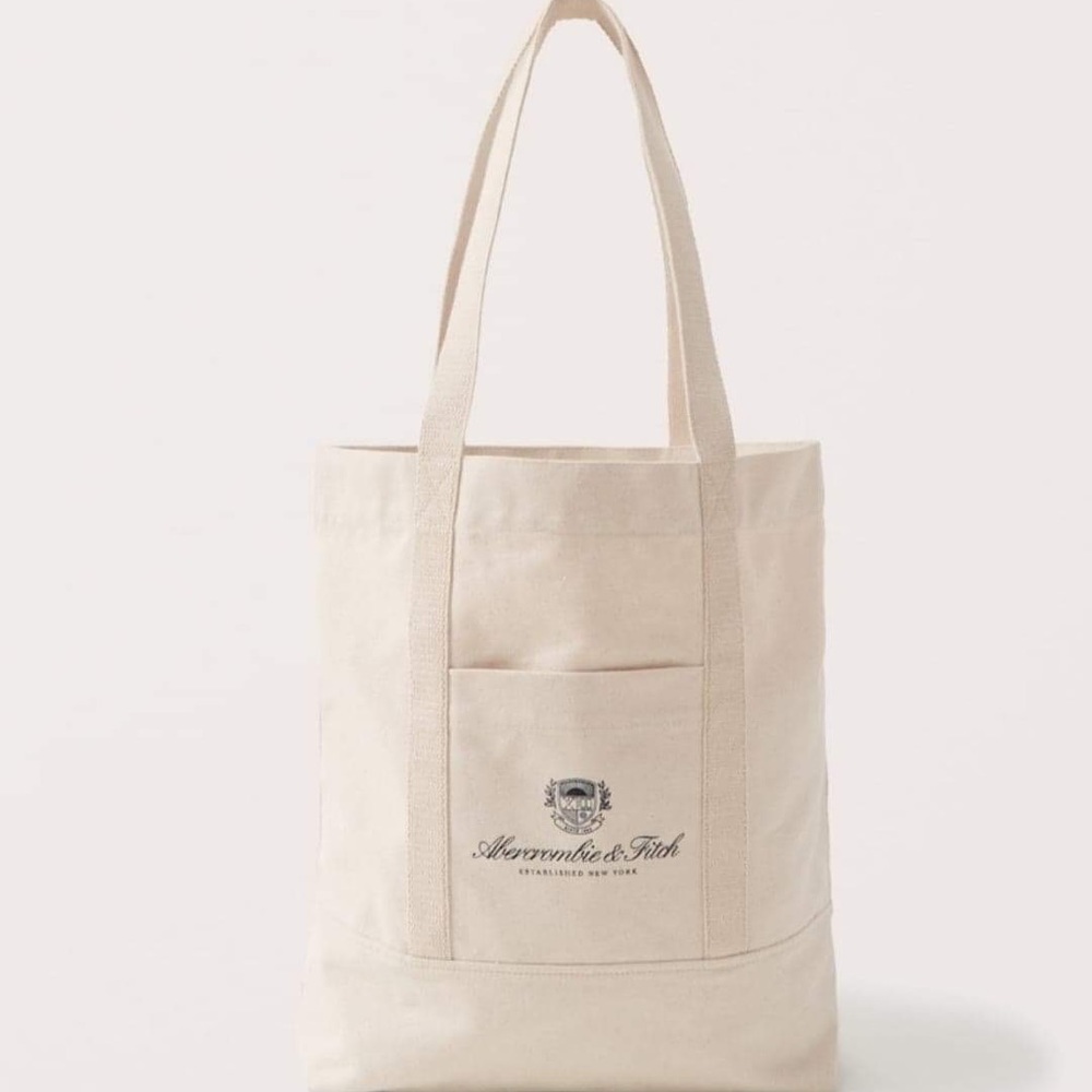 Abercrombie and Fitch Tote bag NWT